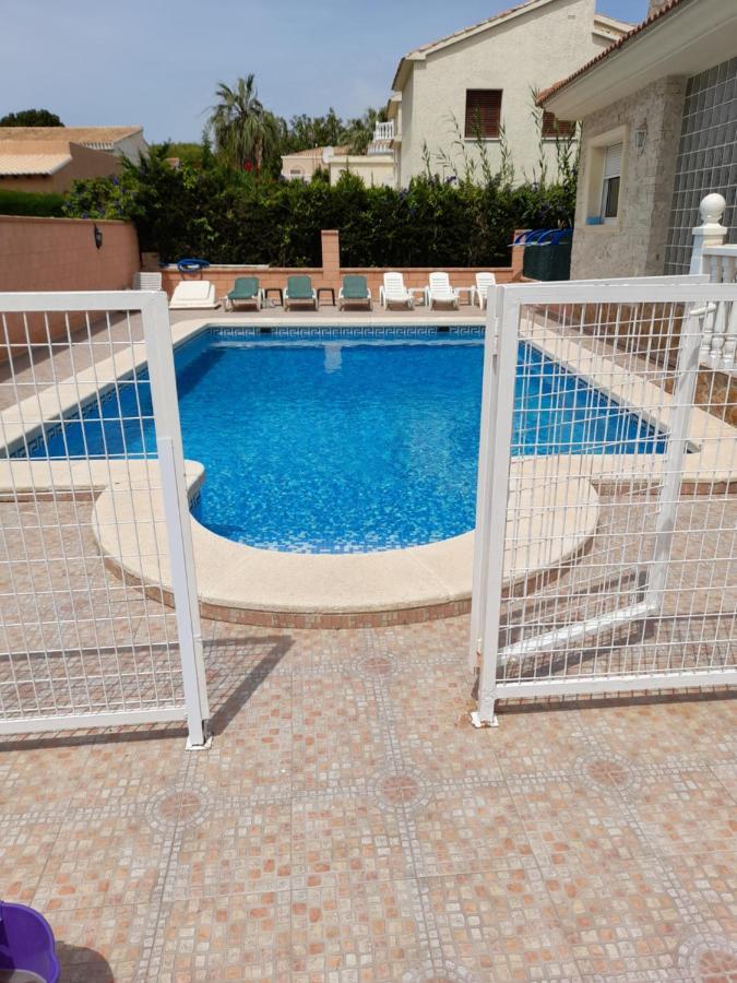 Chalet Muy Cerca De La Playa Con Piscina Privada Dehesa de Campoamor  Zewnętrze zdjęcie